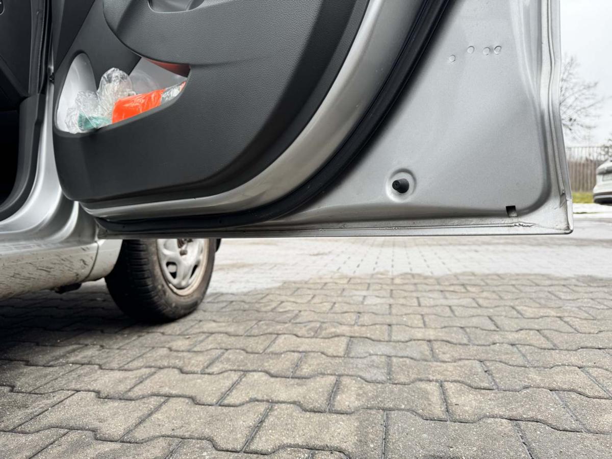 Chevrolet Spark original T&uuml;r vorn rechts GAN Ice Silver Met Rohbau Bj.2013